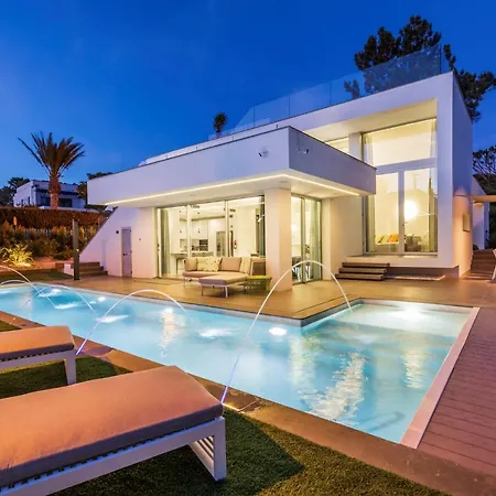 Luxury In Dunas Douradas - Ultra Modern 4 Bedroom - Rooftop Sun Deck - Perfect Luxury Vale do Lobo