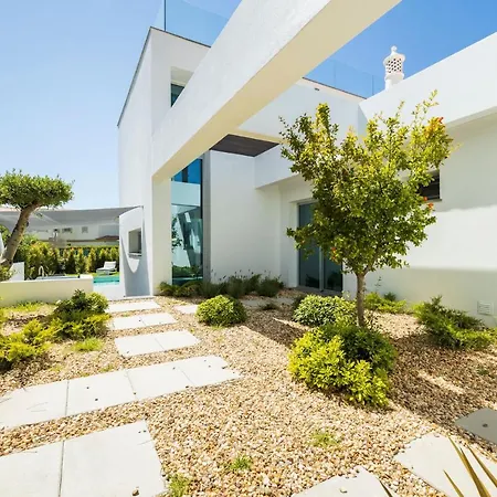 Luxury In Dunas Douradas - Ultra Modern 4 Bedroom - Rooftop Sun Deck - Perfect Luxury * Vale do Lobo