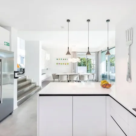 Luxury In Dunas Douradas - Ultra Modern 4 Bedroom - Rooftop Sun Deck - Perfect Luxury Villa