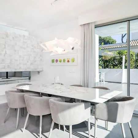 Luxury In Dunas Douradas - Ultra Modern 4 Bedroom - Rooftop Sun Deck - Perfect Luxury * Vale do Lobo