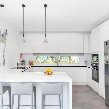 Luxury In Dunas Douradas - Ultra Modern 4 Bedroom - Rooftop Sun Deck - Perfect Luxury *