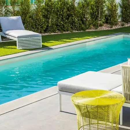 Luxury In Dunas Douradas - Ultra Modern 4 Bedroom - Rooftop Sun Deck - Perfect Luxury Villa *